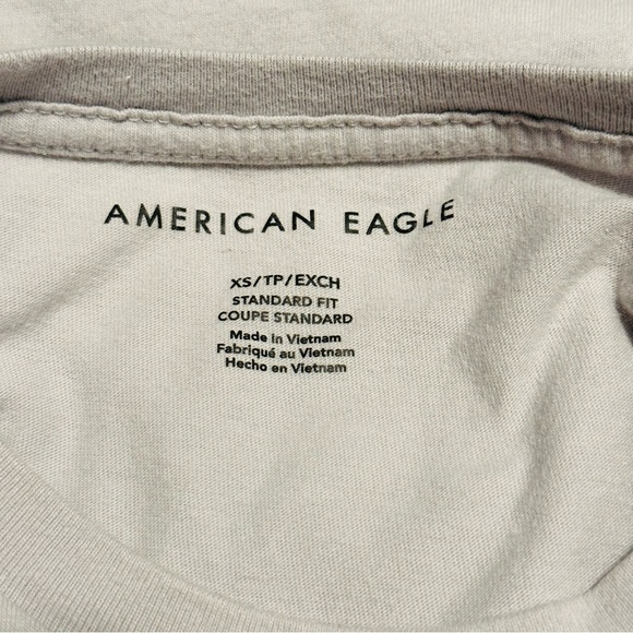 Men’s AE T-Shirt Size XS - Picture 3 of 3